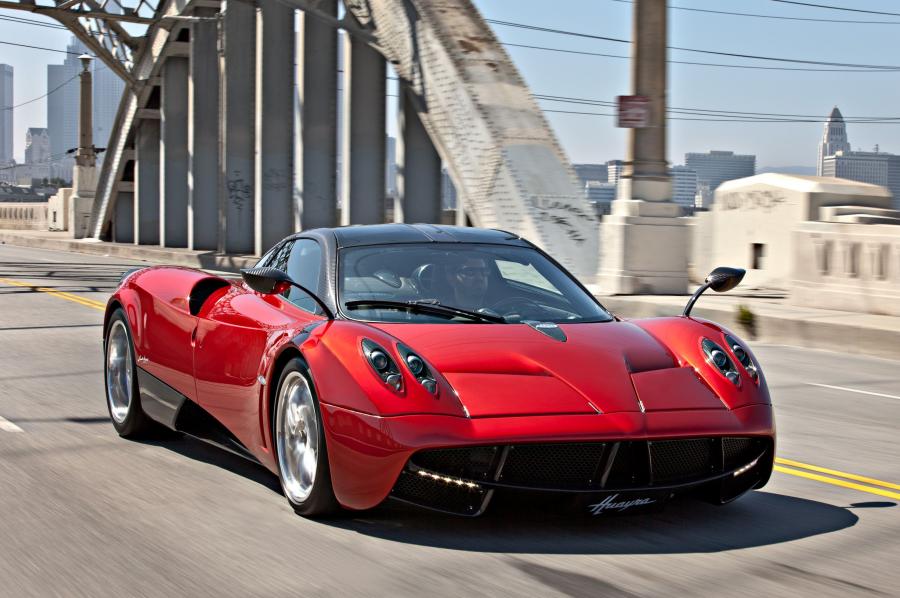  Pagani Huayra 2012 года  (WW) (фото 8 из 82)